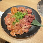 Yakiniku Iiniku - ファミリーセット