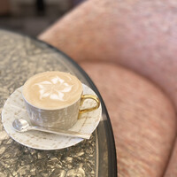 ベージュ アラン・デュカス 東京 - 