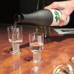 草庵 鍋島 - この酒器も初めて見るアンティーク…