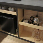 草庵 鍋島 - その下にカップや冷蔵庫