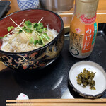 しおちゃんのみそらーめん - しらす丼   700円