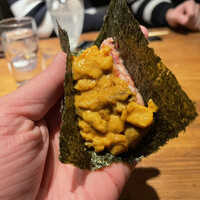 焼肉 うしみつ 恵比寿本店 - 和牛の雲丹ユッケドッグ