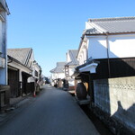 草庵 鍋島 - 白壁の酒蔵通り