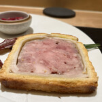 銀座 大石 - 山鳩とナントカのジビエっぽいやつのテリーヌっぽいやつ。えっヤマンバ？ヤマバト？あ、山の鳩ね！て全部鳩に持ってかれて他の情報がほぼ皆無