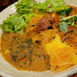 SPICY CURRY 魯珈 - 新春★ベジダルカレー＋クリーミィ野菜コルマカレーの２種カレー