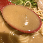 天下一品 中野店 - 【2022年01月】納豆ラーメン＠900円 (麺固め、スープ多め＋100円）合計1,000円、スープアップ。中野店のスープは濃くて旨いです。