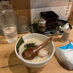 らーめん 麺泥棒 - 