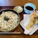 山田うどん食堂 - 