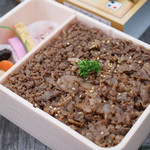 駅弁屋 旨囲門 - 料理写真:牛肉どまんなか