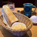 コメダ珈琲店 - 料理写真:モーニングセットA@サービス+たまごペースト追加@税込70円