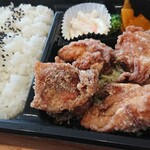 りょうたの手羽先 学園の森店 - からあげ弁当(もも、並)