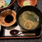 Shokusai Ka Usagi - みそ汁