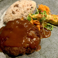 LA PAIX - いわて短角牛のハンバーグ　キッシュ付