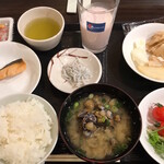 大江戸温泉物語 鬼怒川観光ホテル - 朝食バイキング・しじみ汁・あまおういちごミルク