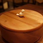 Fujiya 1935 - おしぼり入れ