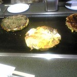 いなばや - 鉄板の上まで持ってきてもらいます。