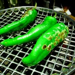 京やきにく 弘 - 万願寺とうがらし(300円)
      