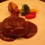 Traum - ハンバーグランチ（６５０円）