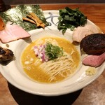 拉麺 成 - クレイジークレイジーハウス2200円