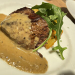 赤白 - 牛フィレステーキ¥980