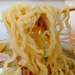 喜多方ラーメン 天高盛 - 曽我製麺の中太麺