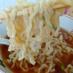 喜多方ラーメン 天高盛 - 中太麺を思いっきりすすってください