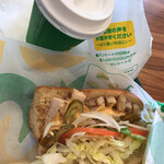 SUBWAY - ドリンク（ホットカフェラテS ）ポテト セット
                        サラダチキンR（チポトレソース）