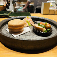 恵比寿 希鳥 - レバー最中、昆布〆鳥刺、白子の燻製