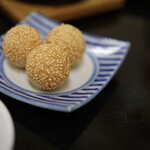 中華料理 東来福 - 胡麻団子