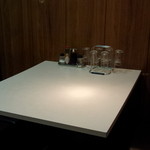 センターグリル - テーブル