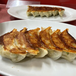 マルシン飯店 - 熟成餃子