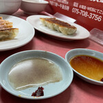マルシン飯店 - 2種類のタレ