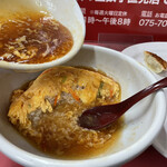 マルシン飯店 - 最後にもう一度　餡を足します(^-^)