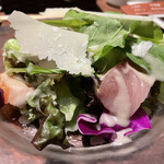 Hanakushi Baru - 魚介のサラダ
