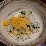 日本料理 柳燕 - 唐墨の摺り下ろしで