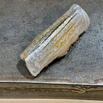 鮨 心白 - 細魚　型の良い大きめのは通称閂と呼ばれるサイズの大きいものをいただきました