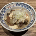 Sumibiyaki Kamameshi Tsukinoya - もつ煮込み580円