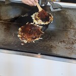 Okonomiyaki Puraza - てっちゃんソースが美味しい