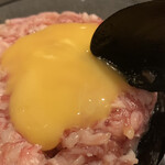 北海道焼肉 北うし - 黄身は濃厚