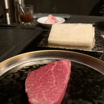 北海道焼肉 北うし - 知床和牛フィレ ステーキサンド