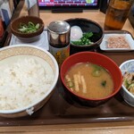 すき家 - 豚納豆まぜのっけ朝食