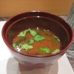 なだ万 - 赤出汁