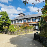 165920368 - 辰野金吾氏が建築した和洋折衷の素晴らしい奈良ホテル。