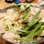 寿司居酒屋 や台ずし - 料理写真:もつ鍋