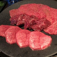 焼肉うしごろ 銀座並木通り店 - 