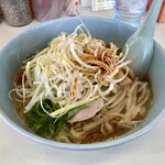 大鵬 - ネギ醤油ラーメン。またスープ少なくなったか？