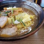 Kamadaya - あんかけラーメンの醤油。小ライス付きで700円。