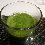 カンテサンス - ほうれん草と貝柱のスープ