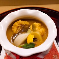 赤坂 菊乃井 - ●【蓋物】「宝袋　海老金つば　白味噌餡　絵馬慈姑　豆腐　焼き葱　柚子」