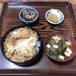 みちのく食堂 - カツ丼（税込750円）